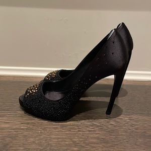 Roger Vivier Black Elegantly Sequinned Heels